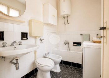 Three-room apartment Via Giuseppe Mazzini, Imperia - photo 14