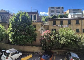 Quadrilocale Via Francesco Pastonchi, Genova (zona Marassi) - foto 1