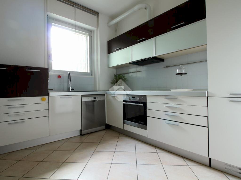 Three-room apartment Seconda strada torre, Segrate - photo 2