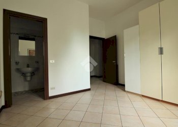 Three-room apartment Seconda strada torre, Segrate - photo 10