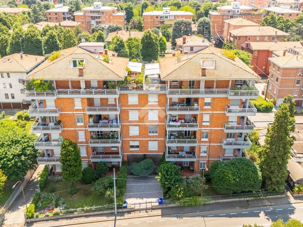 Three-room apartment Via Parigi, Parma (neighborhood San Lazzaro) - photo 1