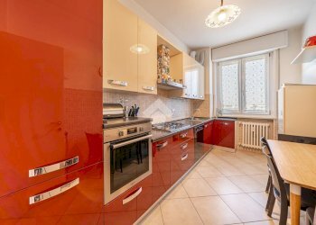 Three-room apartment Via Parigi, Parma (neighborhood San Lazzaro) - photo 2