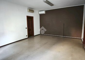 Shop Via Claudio Monteverdi, Modena - photo 17