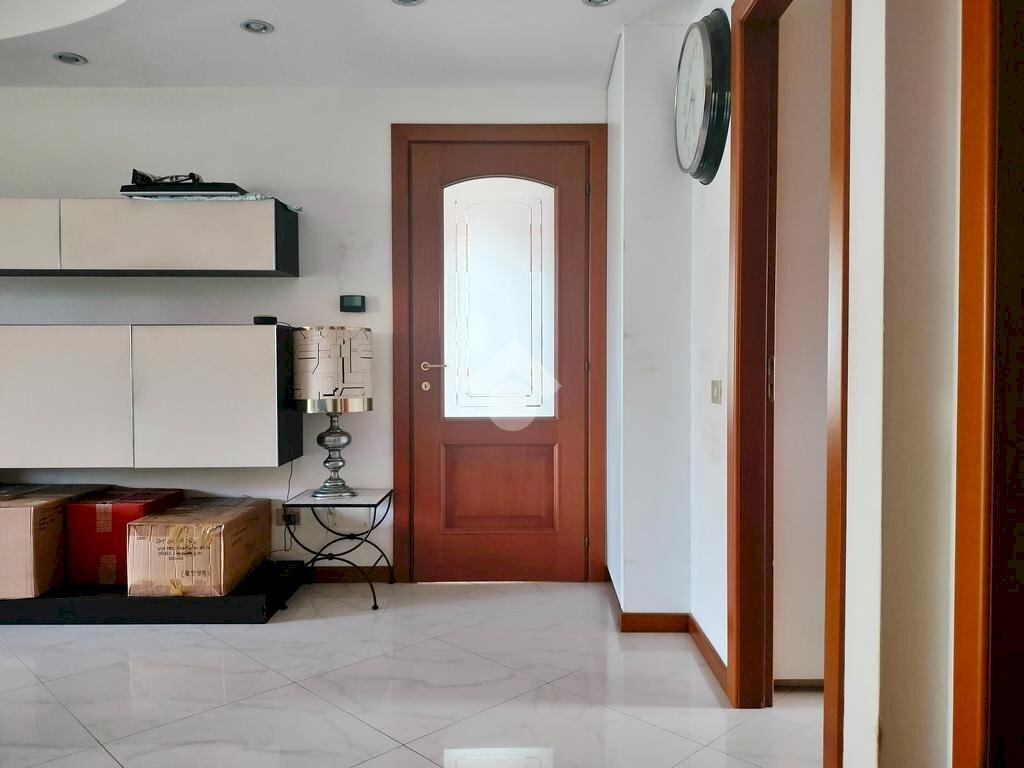 Three-room apartment Via Enrico Fermi, Cesano Boscone - photo 2