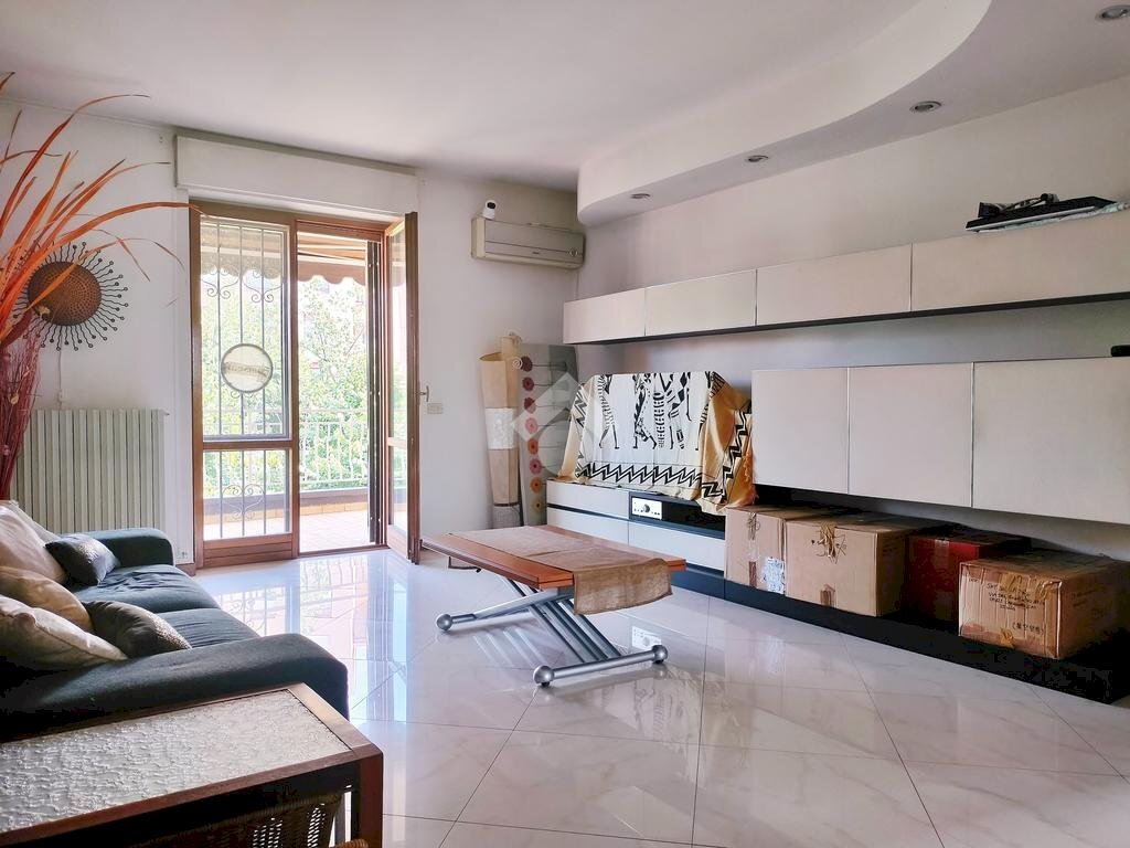 Three-room apartment Via Enrico Fermi, Cesano Boscone - photo 3