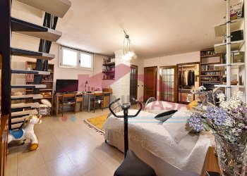 Foto 32 - Three-room apartment via Bormida
 
5, Cesate - photo 32