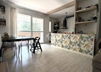 Three-room apartment Via Martiri di Marzabotto, Senago - photo 2