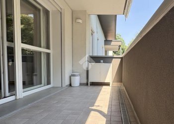 Three-room apartment Via Martiri di Marzabotto, Senago - photo 3