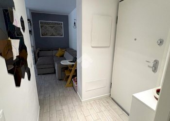 Three-room apartment Via Martiri di Marzabotto, Senago - photo 8