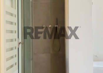 Bagno - Bilocale via Altino
 
5, Milano - foto 11