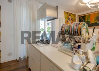 Cucina - Three-room apartment Via Mimmo Conenna
 
30, Bari - photo 16