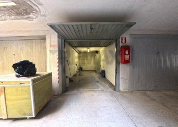 Parcheggio - Apartment via creva
 
58, Luino - photo 17