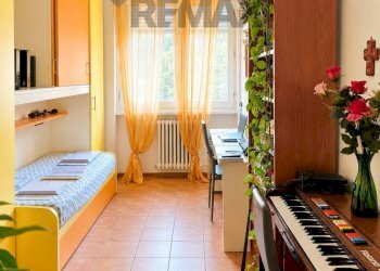 Camera / camera da letto - Trilocale Via Catalani
 
9, Varese - foto 6