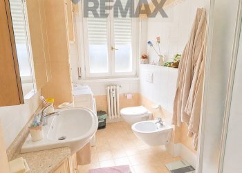Bagno - Trilocale Via Catalani
 
9, Varese - foto 8