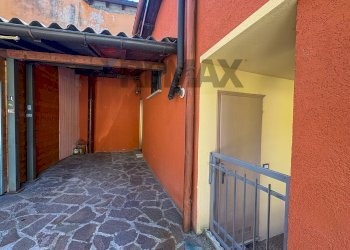 Terrazza - Semi-detached house Vicolo Piatti
 
10, Viggiù - photo 3