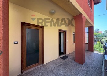 Terrazza - Semi-detached house Vicolo Piatti
 
10, Viggiù - photo 5