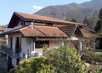 Casa all\'aperto - Villa Via Nino Bixio
 
28, Orino - photo 1