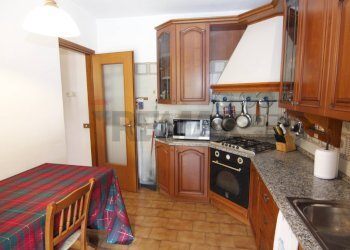 Cucina - Villa Via Nino Bixio
 
28, Orino - photo 8