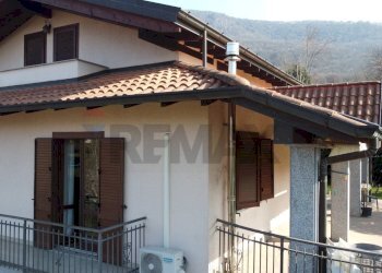 Casa all\'aperto - Villa Via Nino Bixio
 
28, Orino - photo 18