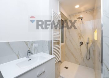 Bagno - Trilocale Via Angelo Messedaglia
36, Roma - foto 22