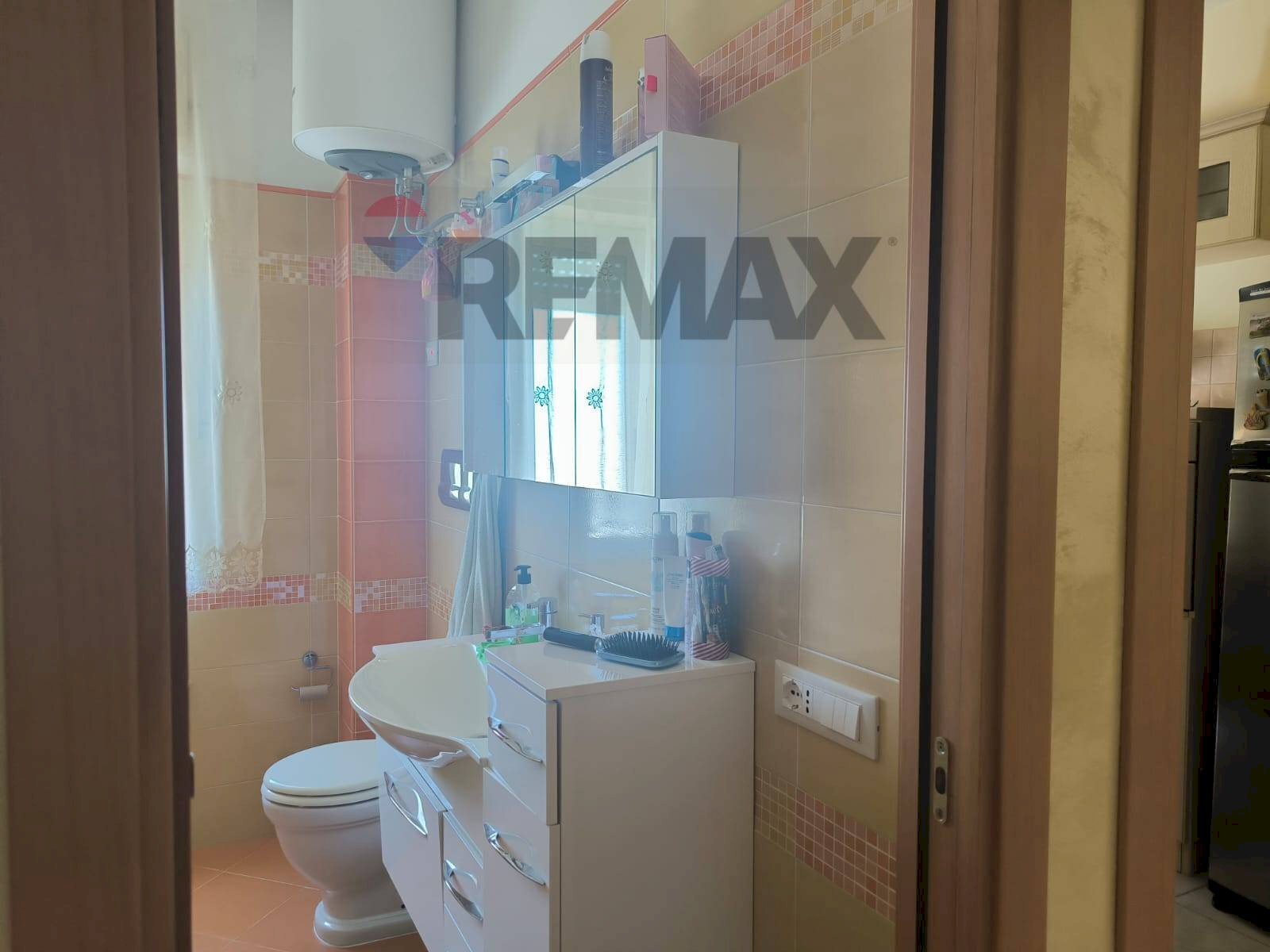Bagno - Three-room apartment via cosenza
 
203, Erice - photo 3
