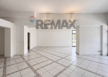 Stanza vuota - Commercial Premises Viale Strasburgo
44, Palermo - photo 5
