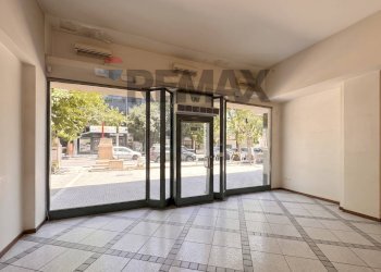 Ricezione / Lobby - Commercial Premises Viale Strasburgo
44, Palermo - photo 12