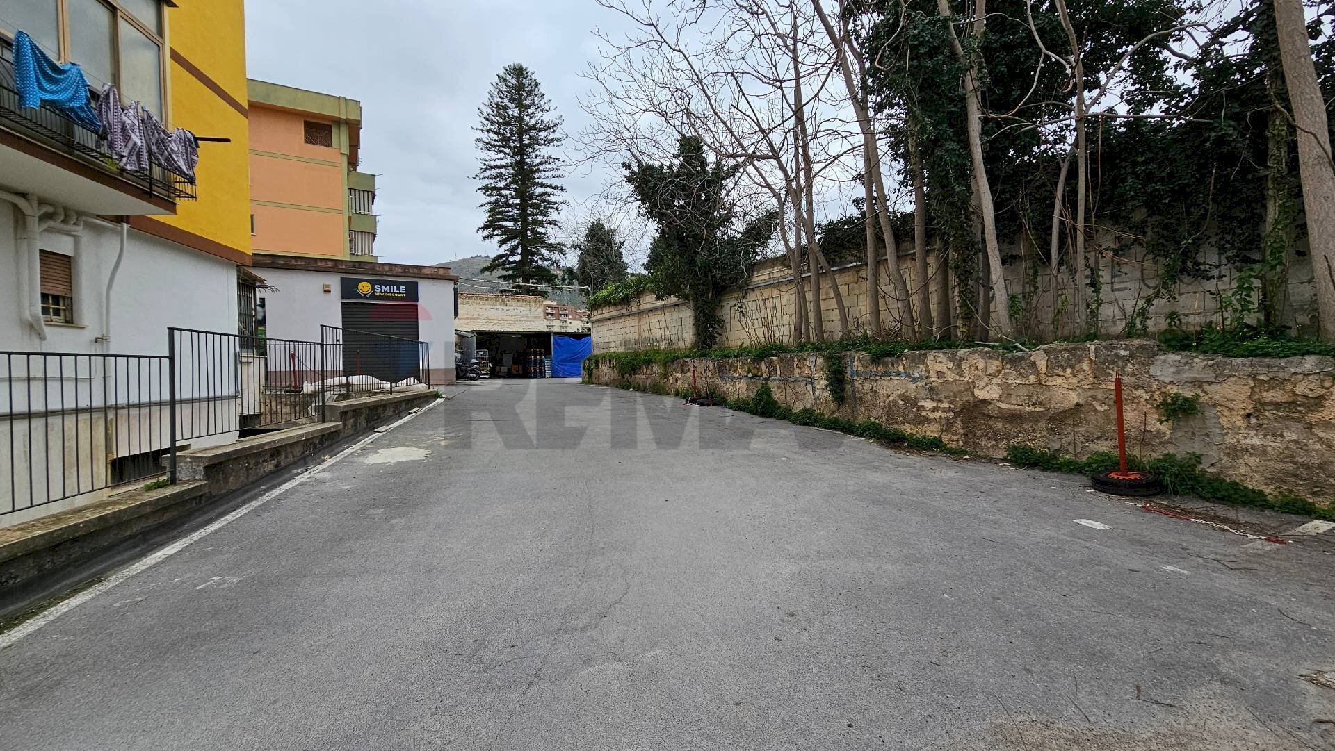 Edificio all\'aperto - Commercial Premises Corso Calatafimi
 
899, Palermo - photo 3