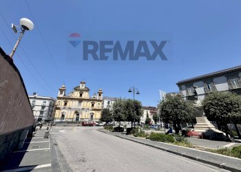 Edificio all\'aperto - Trilocale PIAZZA DELLA REPUBBLICA
 
32, Sant'Antimo - foto 12