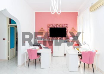 Sala da pranzo - Trilocale Via Luigi Pirandello
 
17, Catania - foto 3