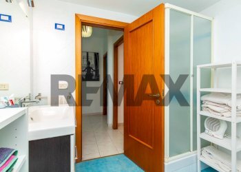 Bagno - Trilocale Via Luigi Pirandello
 
17, Catania - foto 16