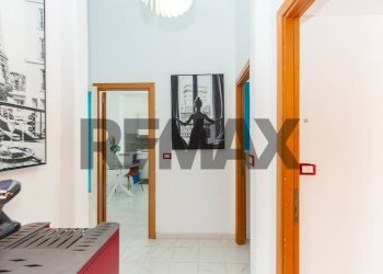 Hall / corridoio - Trilocale Via Luigi Pirandello
 
17, Catania - foto 17