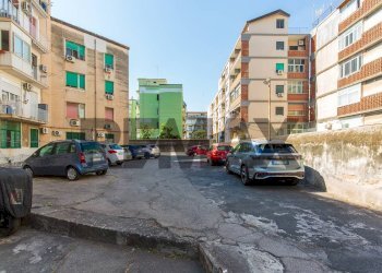 Edificio all\'aperto - Trilocale Via Luigi Pirandello
 
17, Catania - foto 27