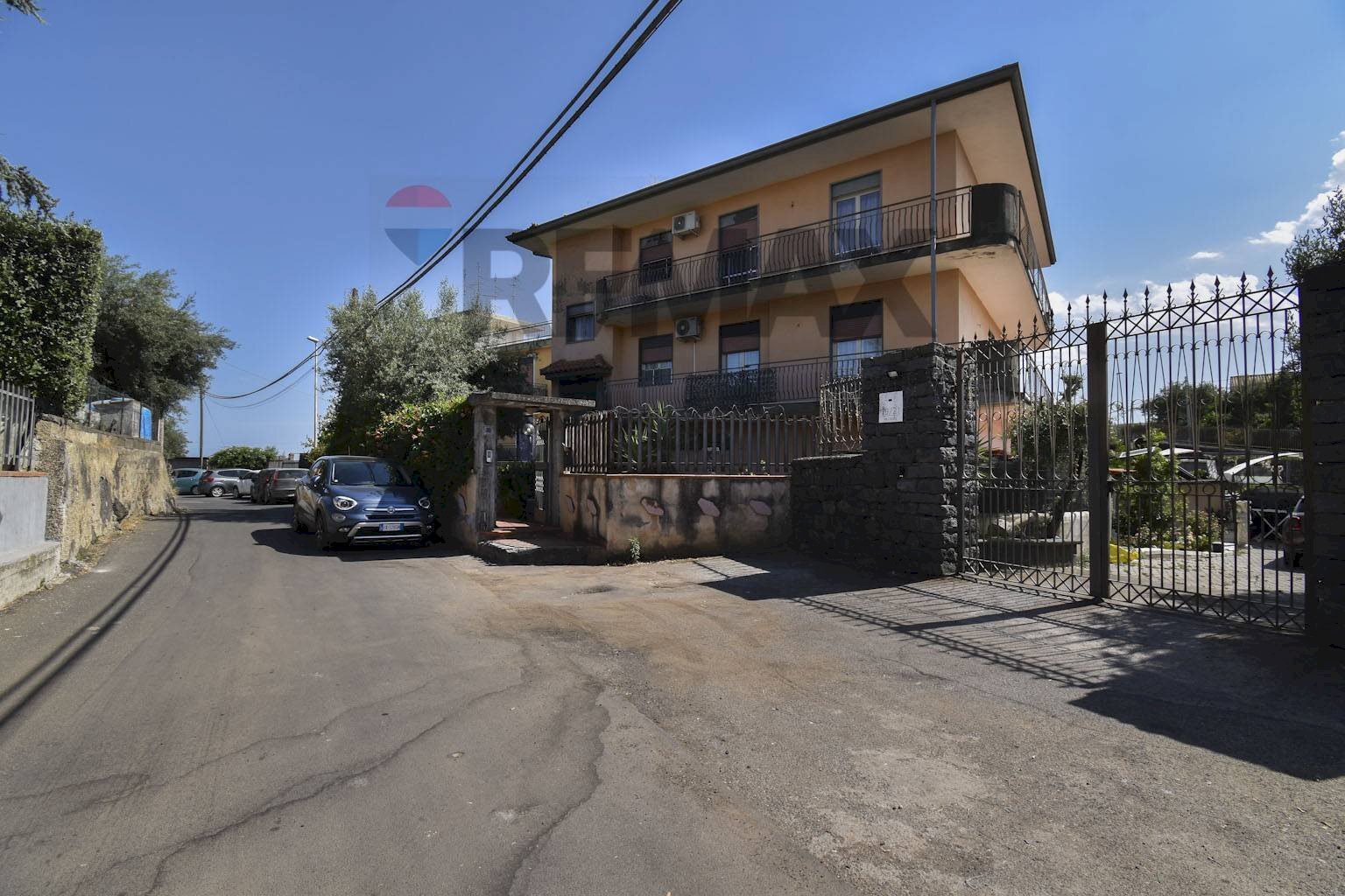 Edificio all\'aperto - Quadrilocale Via Dei Vigneri
 
19, Misterbianco - foto 1
