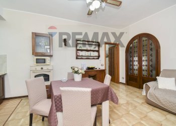 Sala da pranzo - Quadrilocale Via Dei Vigneri
 
19, Misterbianco - foto 23