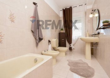 Bagno - Quadrilocale Via Dei Vigneri
 
19, Misterbianco - foto 28