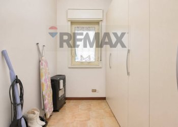 Hall / corridoio - Quadrilocale Via Dei Vigneri
 
19, Misterbianco - foto 34