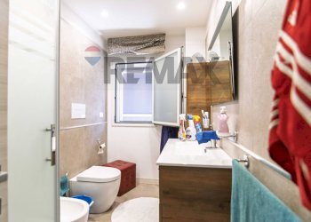Bagno - Quadrilocale Via Carlo Pisacane
 
3, Catania - foto 9