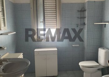 Bagno - Quadrilocale Via Giovanni Verga
 
16, Valverde - foto 10