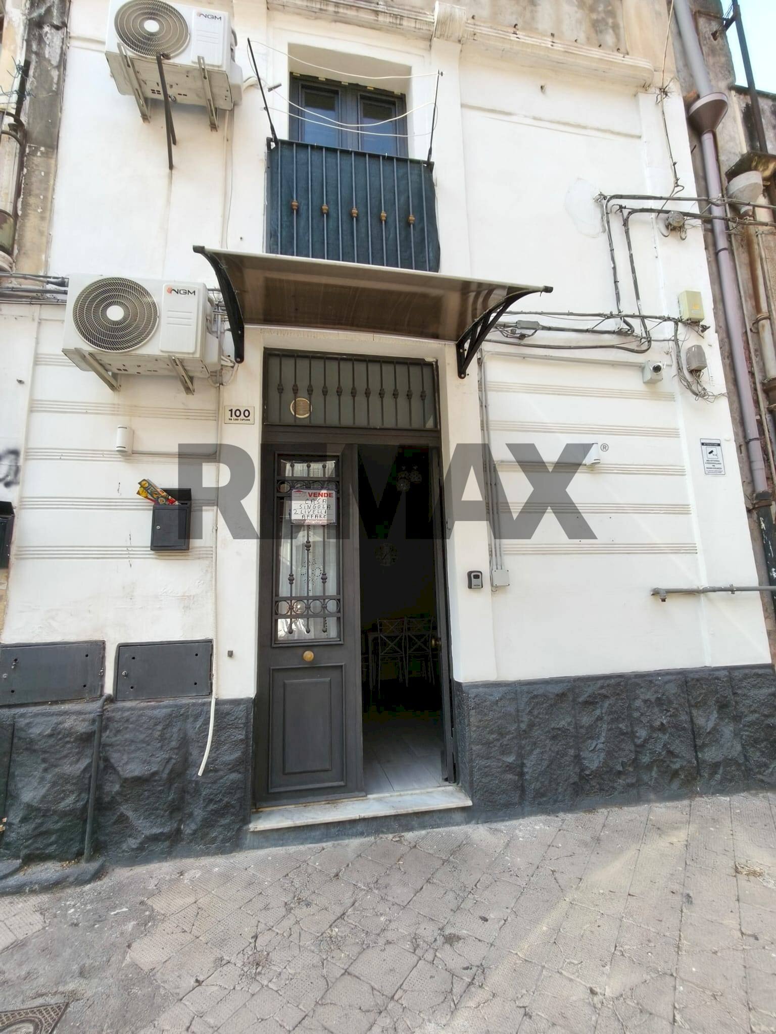 Edificio all\'aperto - Bilocale Via Luigi Capuana
 
100, Catania - foto 1