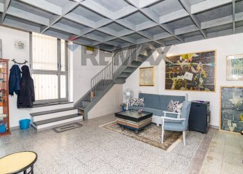 Soggiorno - Trilocale Via Padova
 
38, Catania - foto 2