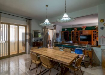 Sala da pranzo - Independent house Viale dei Platani
 
81, Acireale - photo 25