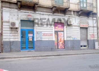 Edificio all\'aperto - Locale Commerciale Via Antonino Longo
13, Catania - foto 1