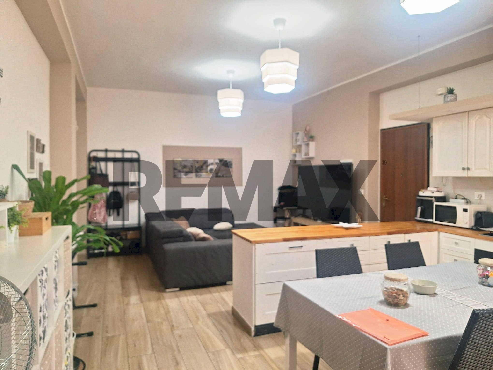 Sala da pranzo - Four-room apartment via Giovanni Falcone
30, Belpasso - photo 3