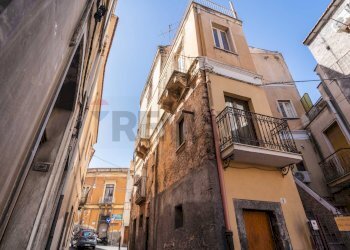 Foto 4 - Casa indipendente Via Arcangelo Spedalieri
 
3, Bronte - foto 4
