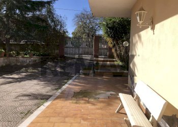 Terrazza - Casa semi indipendente Via Leontini
 
48, Mascalucia - foto 19