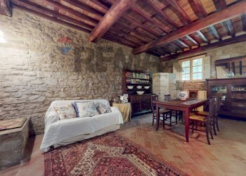 Sala da pranzo - Rustic Via del grottone
 
20, Lucca - photo 4