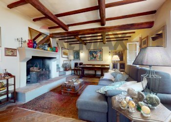 Soggiorno - Rustic Via del grottone
 
20, Lucca - photo 8