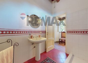 Bagno - Rustic Via del grottone
 
20, Lucca - photo 37