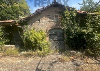 Vista delle montagne - Villa VIA GROTTE DI QUATTRO MIGLIA
 
13, Velletri - photo 10